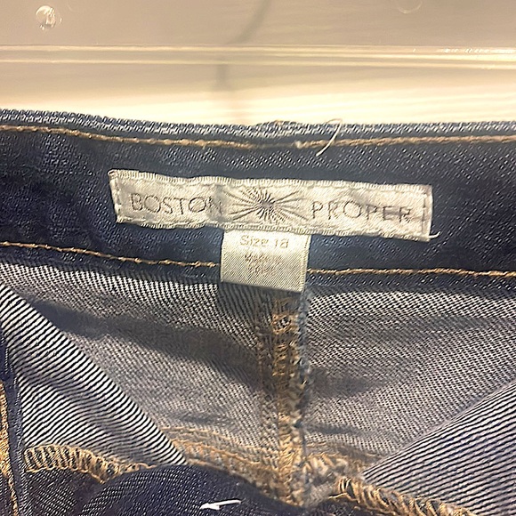 distressed jean skirt - Picture 4 of 5